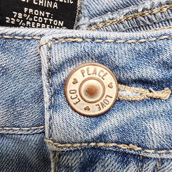 Rewash Skirt Womens 11/30 Blue Distressed Mini Raw Hem Stretch Casual Beach - Picture 2 of 9